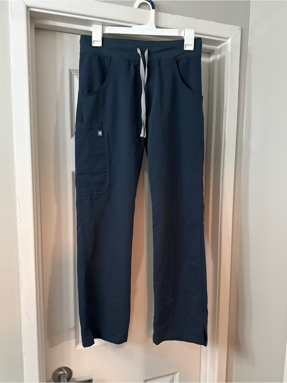 FIGS Kade Cargo Scrub Pants in Dark Harbor